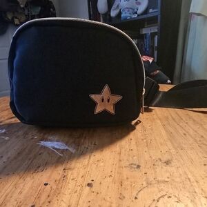 Bioworld Nintendo Super Mario Fanny Pack